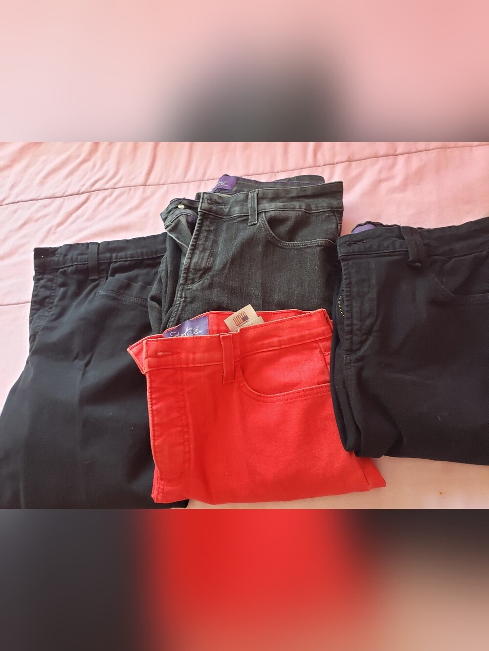 Size 12 NYDJ bundle. Used in good condition.